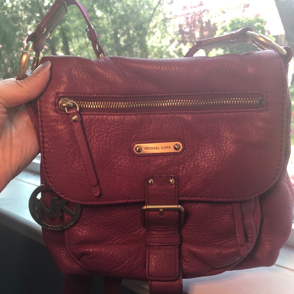 Micheal Kors Crossbody